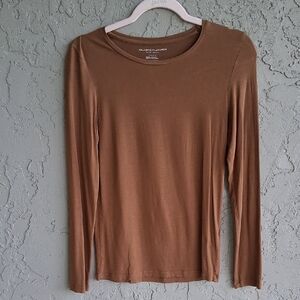 Majestic Filatures Brown Fitted Long Sleeve Tee